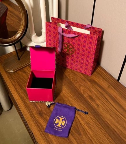 سلسال ميلر بافيه TORY BURCH معدن ذهبي