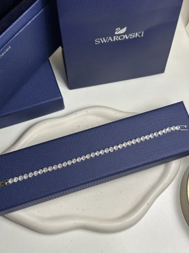 اسوارة SWAROVSKI تنس ماستر كواليتي