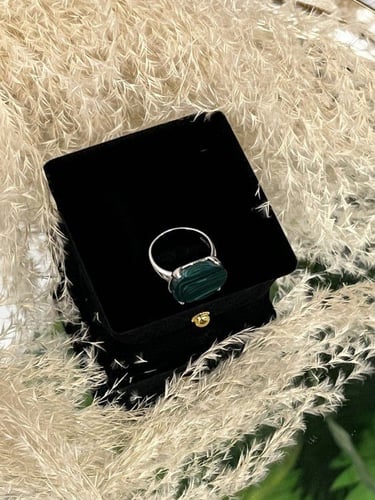 خاتم ملكي فضه عيار 925