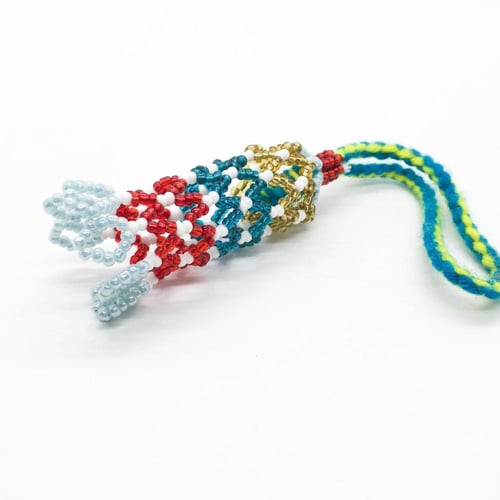 تعليقة خرز كبير