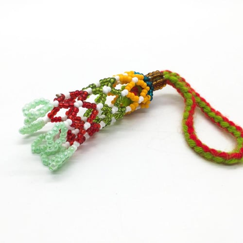 تعليقة خرز كبير