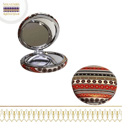 مرايه دائرية بالنقش التراثي