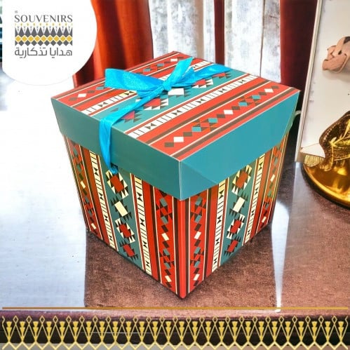 علب هدايا بنقش السدو