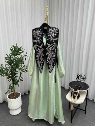 فستان _ سهره نوع القماش _ كرنكل صدريه تفته شك