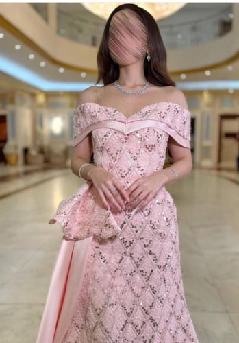 فستان سهرة فخم