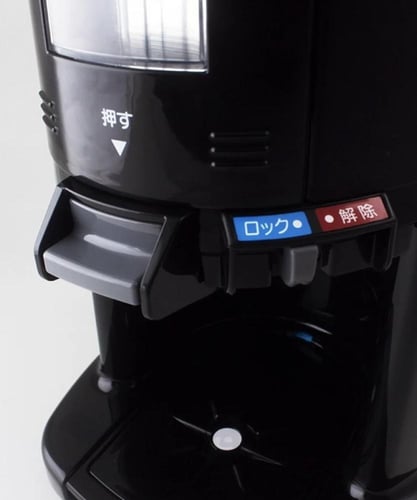 حافظة قهوه زيحروشي 2,5لتر استيل من الداخل حفظ من ١...