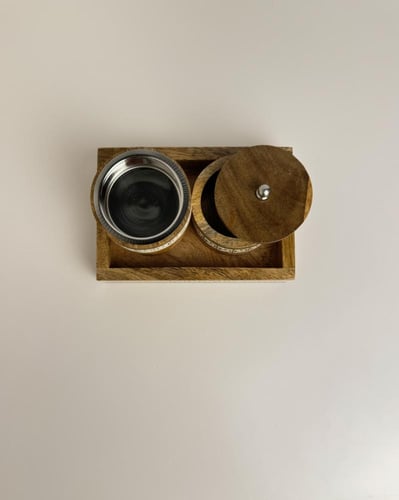 مبخرة طقم مستطيل بزخارف بيضاء