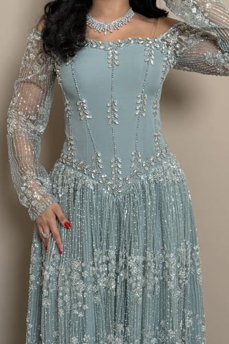 رقم 9622 فستان سهره تيفاني