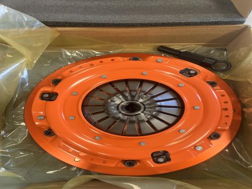 كلتش كوبي مكلاود للنيسان والتويوتا