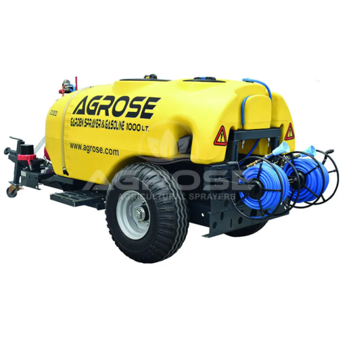 مرشة أغروسي سعة 2000لتر ، مزودة بعدد 2 مسدس
