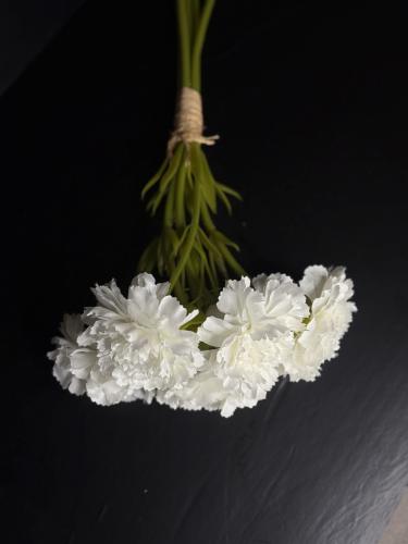 وود صناعي لمسكات توديع العزوبيه