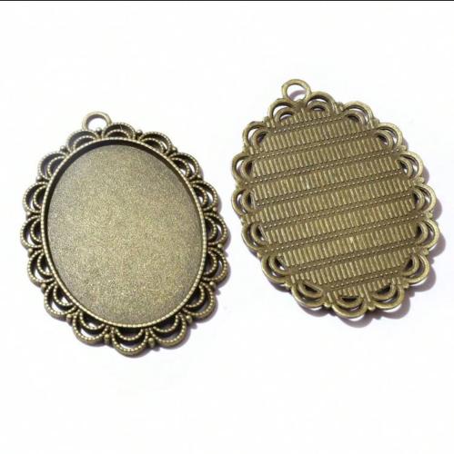 قاعدات قلائد فارغه للاعمال اليدويه (5قطع )