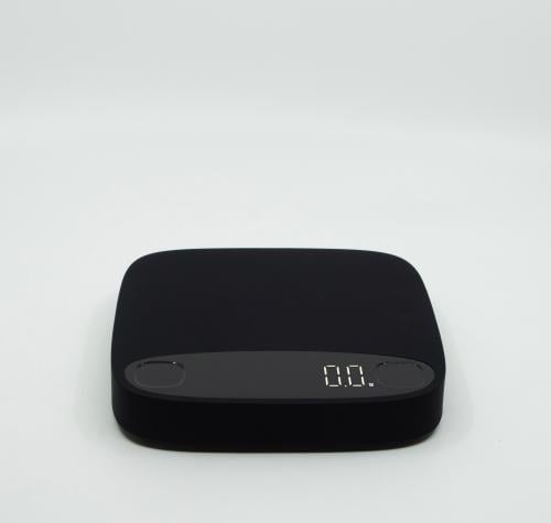 شاتوري- ميزان - أسود