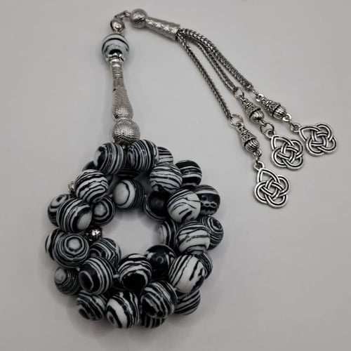 حجر نمر الأسود 102