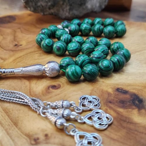 حجر أخضر معرق أسود 094