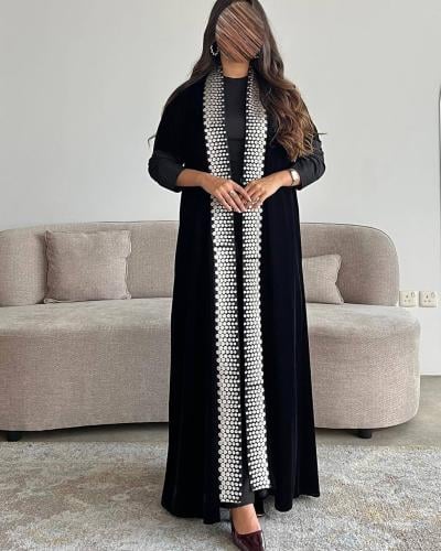 عباية مخمل