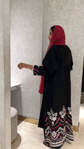 عباية منميت تطريز كمبيوتر قصة عادي