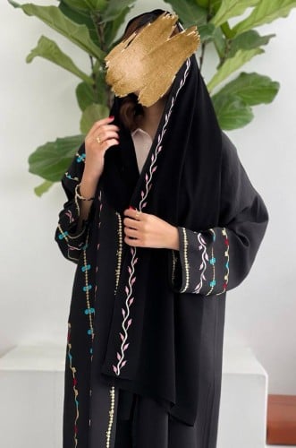 عباية كريب بحريني سوداء بغصن البتلات الملونة