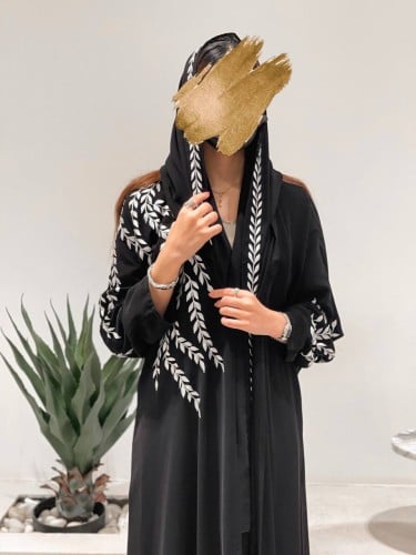 عباية ملكي تطريز يدوي قصة عادي