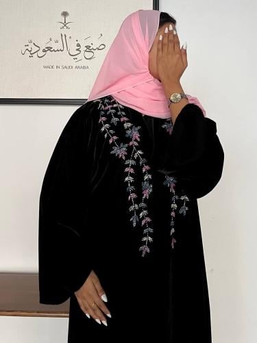 عباية مخمل شك يدوي