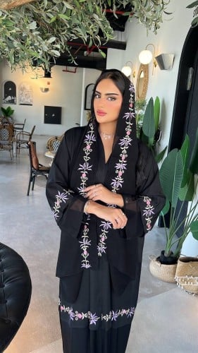 عباية المستقبل طبقات تطريز يدوي قصة عادي