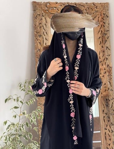 عباية كريب بحريني تطريز ورد يدوي