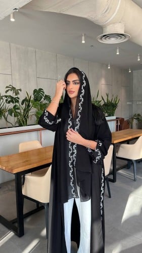 عباية ملكي تطريز يدوي قصة عادي