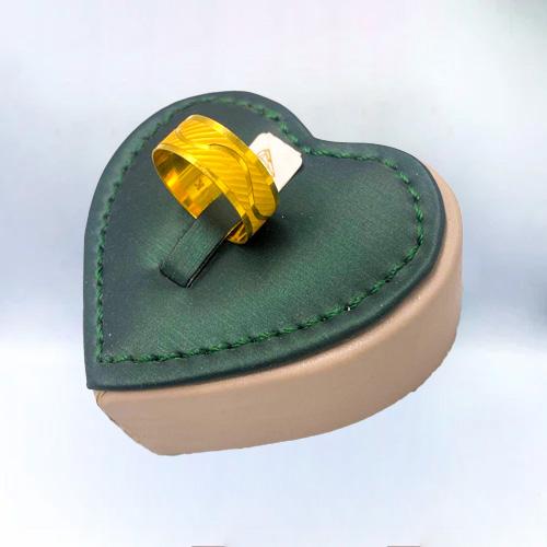 دبله ذهب عيار 21 الوزن 3.58 جم