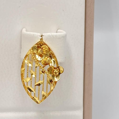 نص طقم ذهب عيار 21 الوزن 12.5 جرام