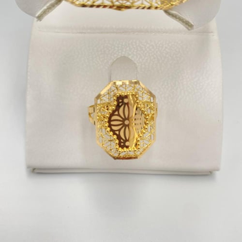 أسوارة مع الخاتم ذهب عيار 21 الوزن 11.5 جرام