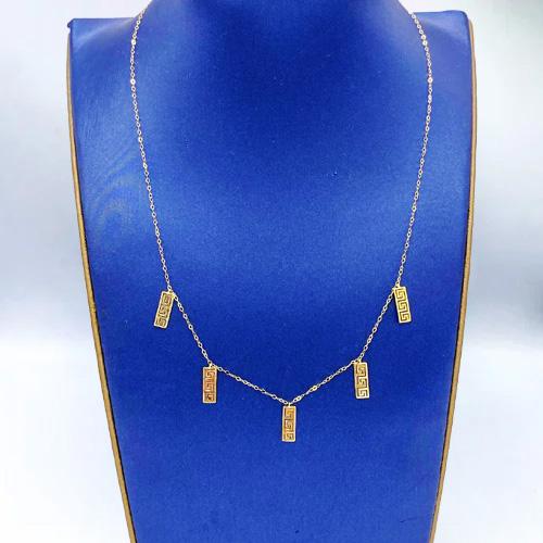 عقد ذهب عيار 18 الوزن 1.5 جرام