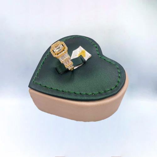 خاتم ذهب عيار 18 الوزن 2.95 جم