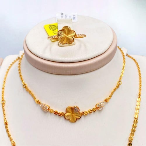 طقم ذهب عيار 21 الوزن 11.32 جرام