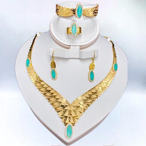 طقم ذهب عيار 21 الوزن 41.2 جرام