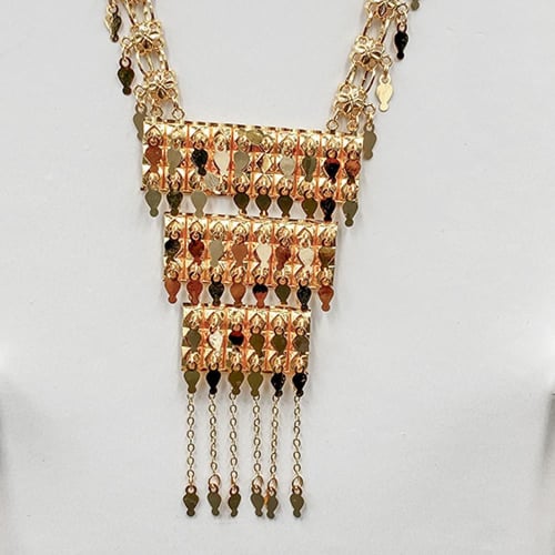 طقم ذهب عيار 21 الوزن 30.22 جرام