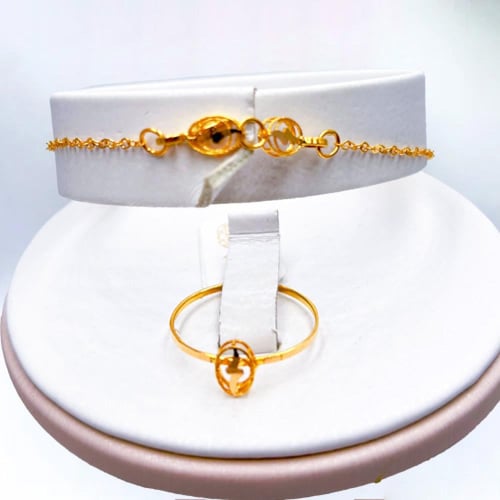 طقم ذهب عيار 21 الوزن 9.1 جرام