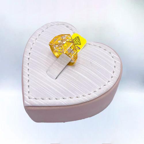 خاتم ذهب عيا. 21 الوزن 2 جم