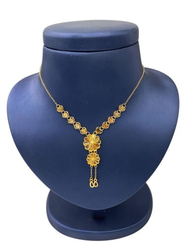 طقم ذهب عيار 21 الوزن 7.4 جرام