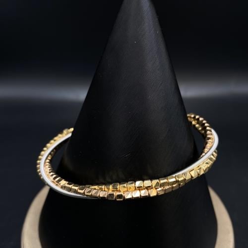 أسوارة ذهب عيار 18 الوزن 14.4 جرام