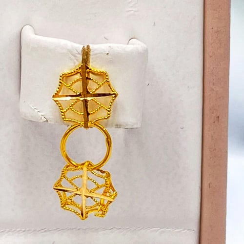 طقم ذهب عيار 21 الوزن 10.7 جرام