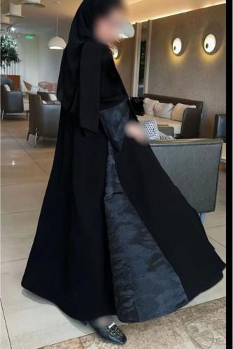 Rosana عباية هيفاء, تصميم فاخر بلونين مميزة