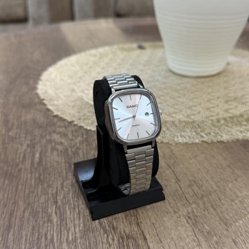 ساعة كاسيو فضي