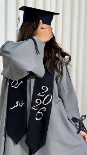 عبايه التخرج