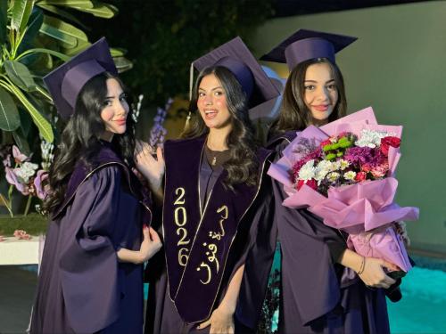 عبايات تخرج تفصيل حسب الطلب