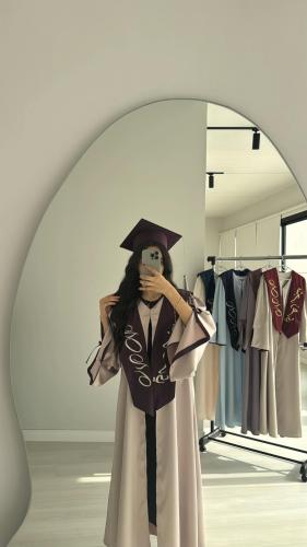 عبايات تخرج 2026