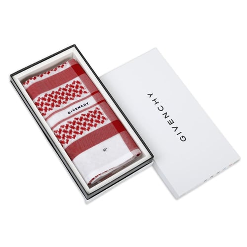 شماغ جيفنشي الاصلي اصدار 2025