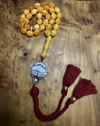 سبحة أصفر شعار الكويت