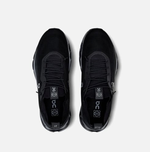 Loewe X On Cloudtilt Running