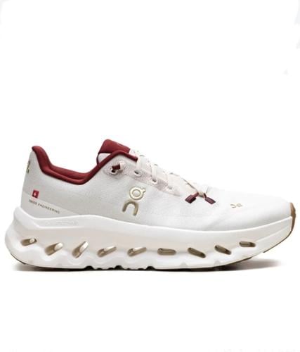 Loewe X On Cloudtilt Running