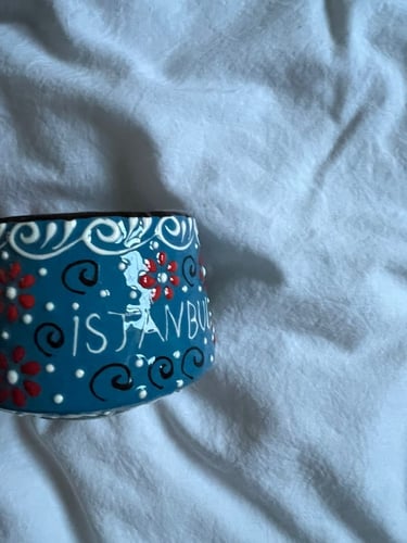 كوب صناعة يدوية بنقشات عثمانية وعبارة ISTANBUL